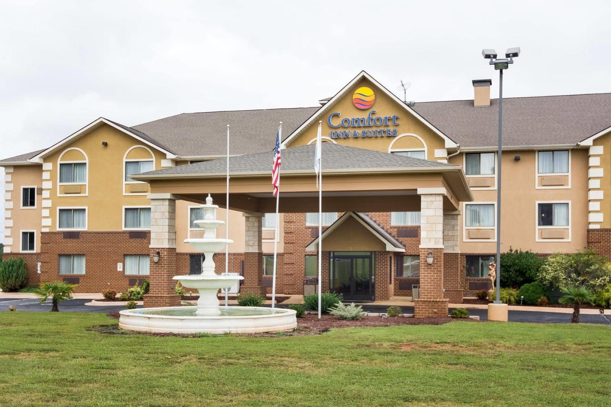 Comfort Inn & Suites South Hill I-85 Exteriér fotografie